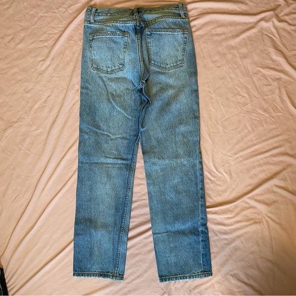 Brandy Melville Boyfriend Mom Jeans - Picture 4 of 9